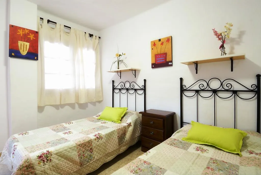Apartamento Brisa Marina Hotel Playa Blanca  0*, Playa Blanca (Lanzarote)